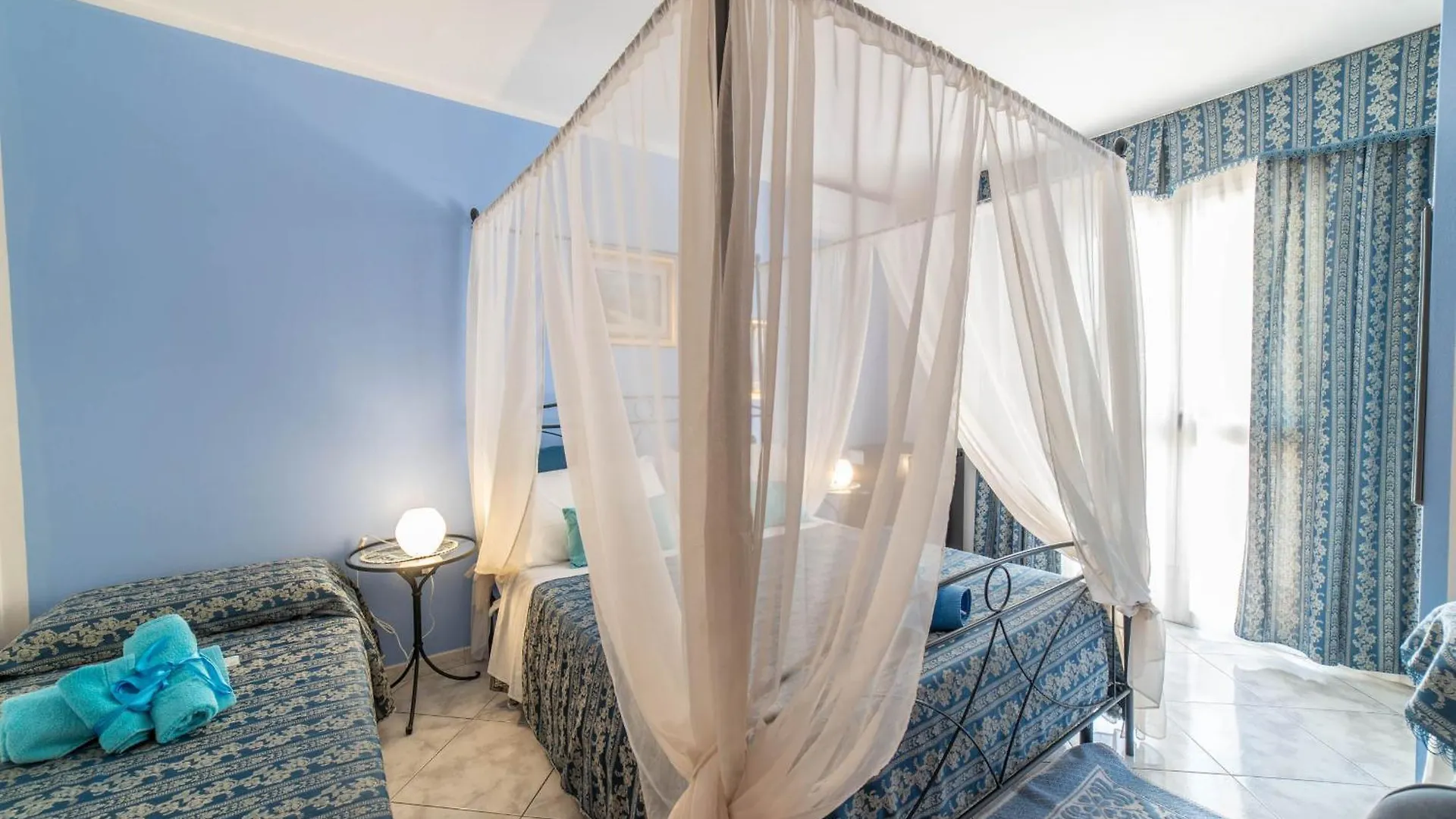 B&B Rita E Renzo Riola Sardo 3*,  Italy